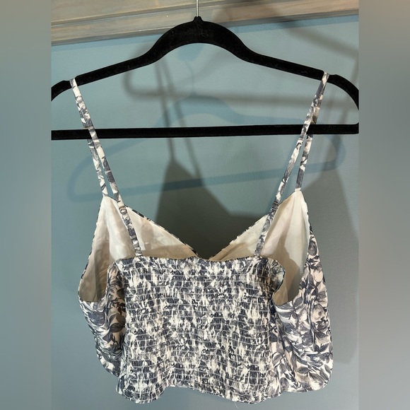 Abercrombie & Fitch Blue/Grey Floral Cinched Crop Top with Cut-out - Picture 6 of 7